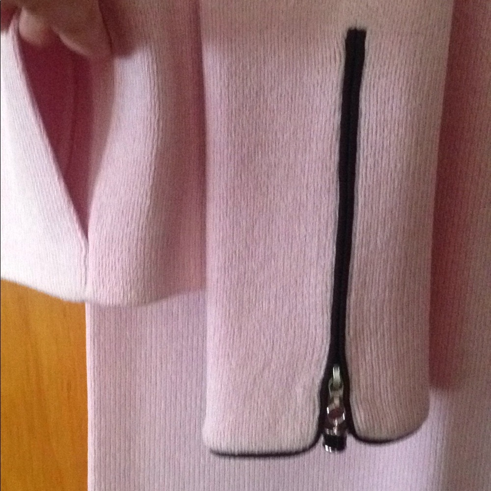 St. John Neiman Marcus 2-pcs Jacket And Skirt  16. - Picture 3 of 8